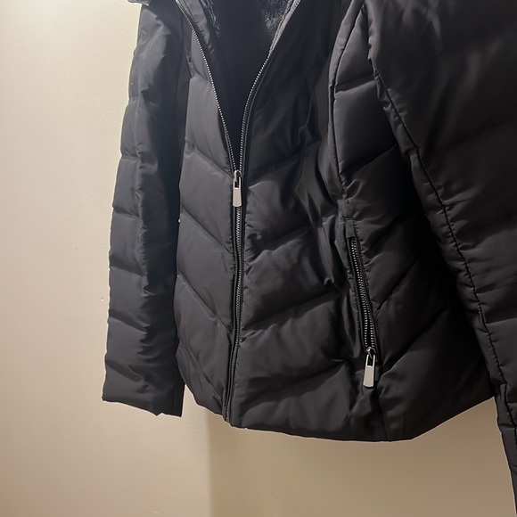 Zara coat - Picture 2 of 7